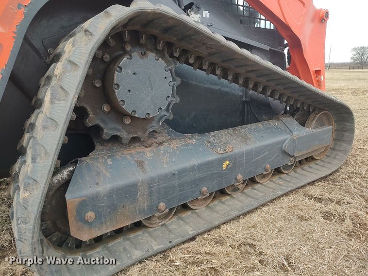 image for item DQ5736 2019 Kubota SVL95-2S  tracked skid steer loader