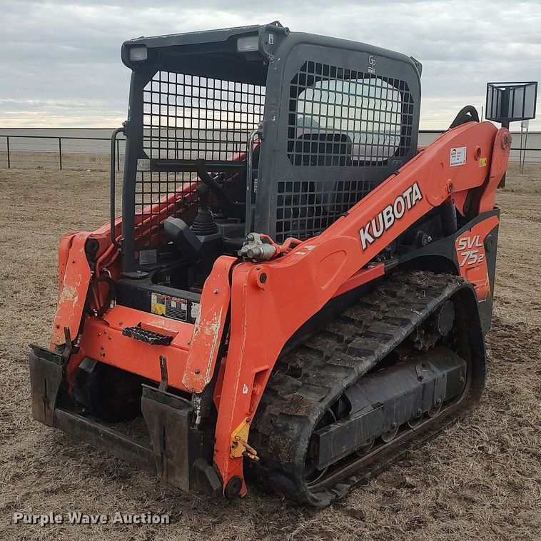 image for item DQ5739 2020 Kubota SVL75-2  tracked skid steer loader