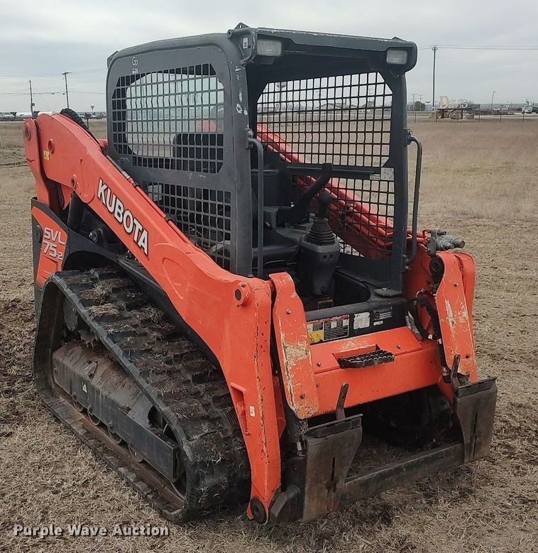 image for item DQ5739 2020 Kubota SVL75-2  tracked skid steer loader