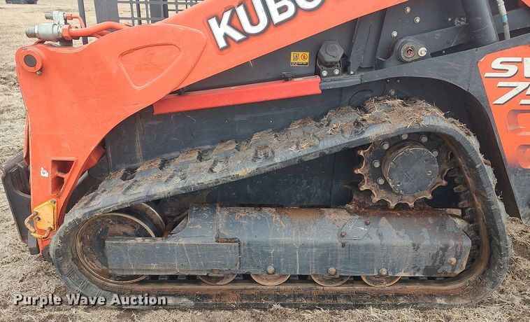 image for item DQ5739 2020 Kubota SVL75-2  tracked skid steer loader