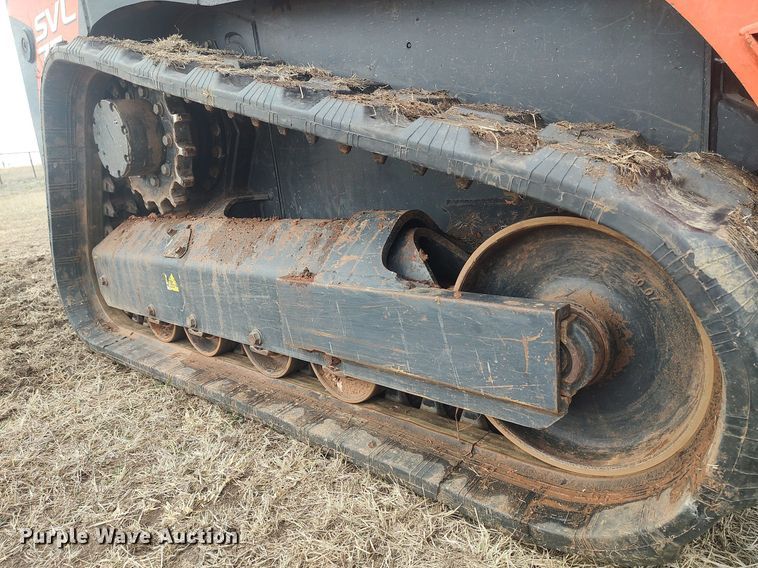 image for item DQ5739 2020 Kubota SVL75-2  tracked skid steer loader
