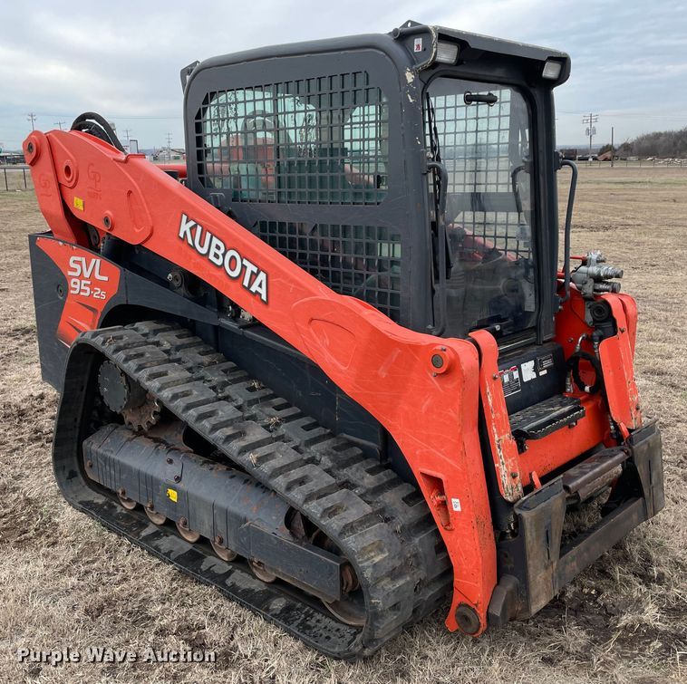 image for item DQ5740 2020 Kubota SVL95-2S  tracked skid steer loader