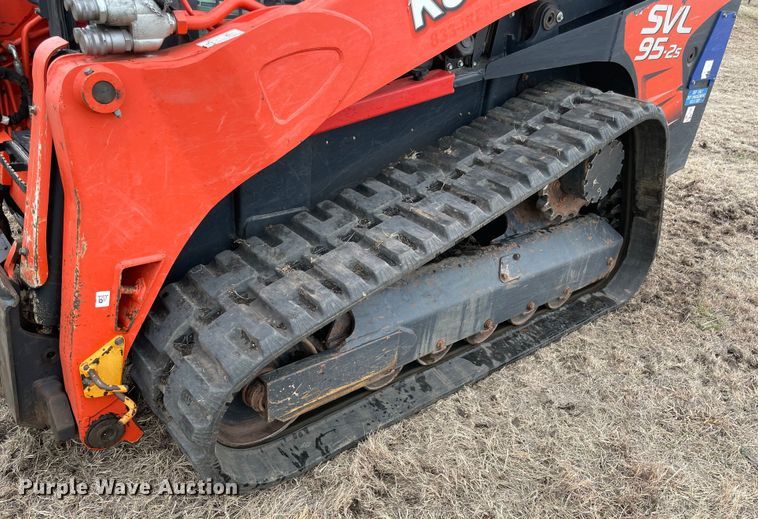 image for item DQ5740 2020 Kubota SVL95-2S  tracked skid steer loader