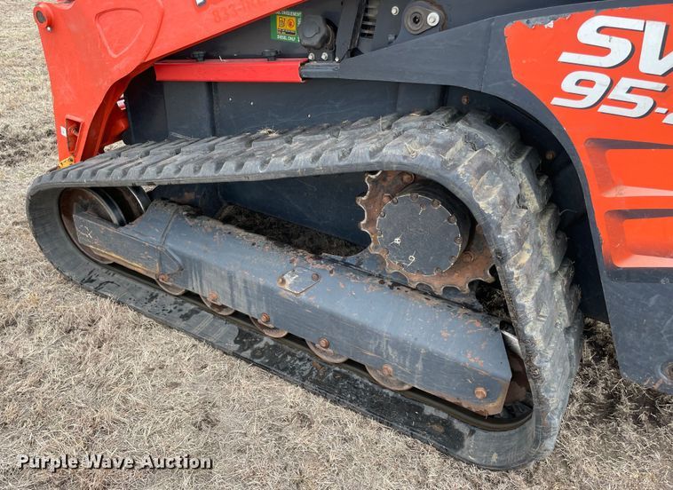 image for item DQ5740 2020 Kubota SVL95-2S  tracked skid steer loader