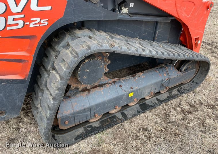 image for item DQ5740 2020 Kubota SVL95-2S  tracked skid steer loader