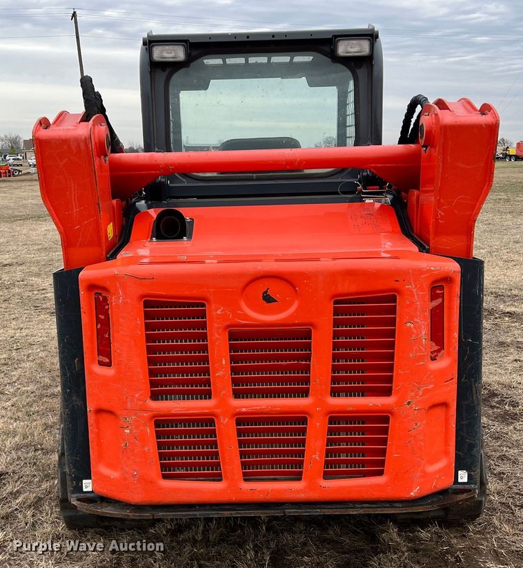 image for item DQ5741 2020 Kubota SVL75-2  tracked skid steer loader