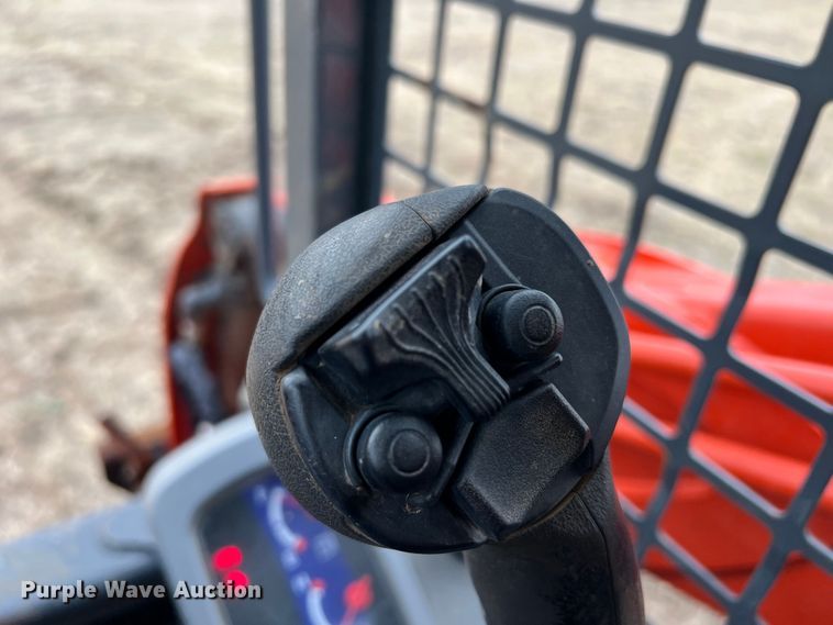 image for item DQ5741 2020 Kubota SVL75-2  tracked skid steer loader