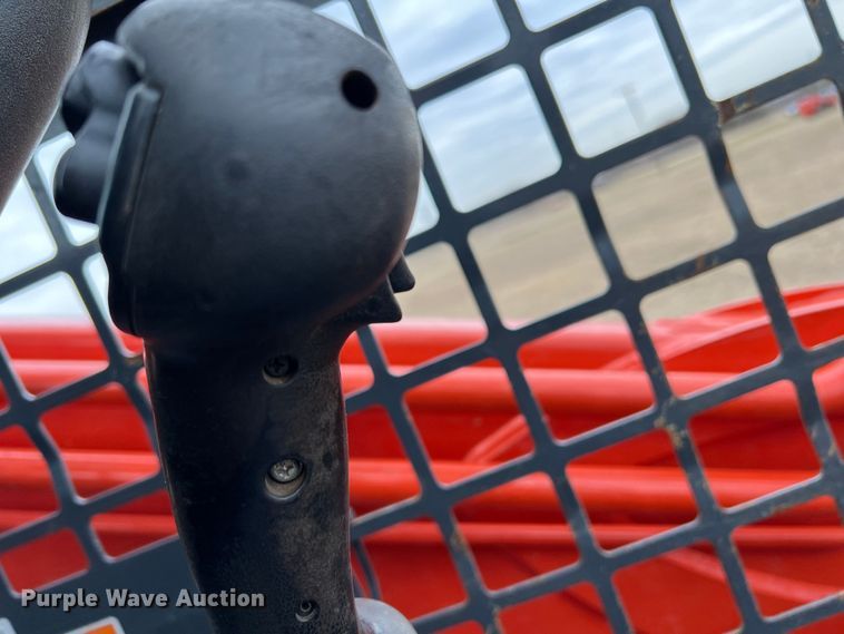 image for item DQ5741 2020 Kubota SVL75-2  tracked skid steer loader