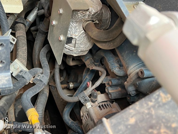 image for item DQ5741 2020 Kubota SVL75-2  tracked skid steer loader