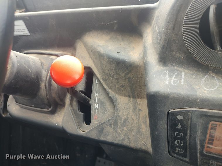 image for item DQ5742 2018 Kubota RTV-X1100C  utility vehicle