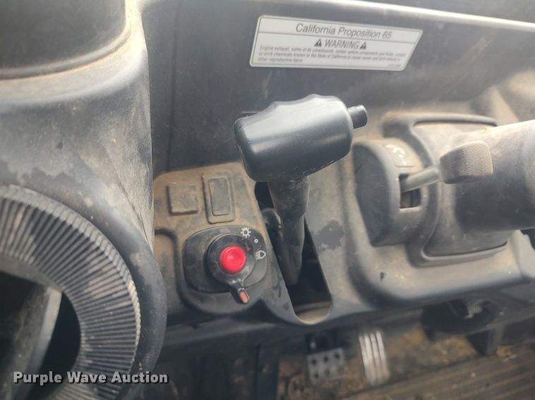 image for item DQ5742 2018 Kubota RTV-X1100C  utility vehicle