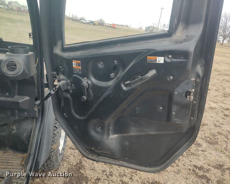 image for item DQ5742 2018 Kubota RTV-X1100C  utility vehicle