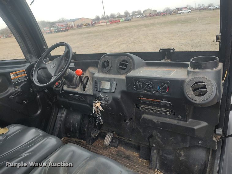 image for item DQ5742 2018 Kubota RTV-X1100C  utility vehicle