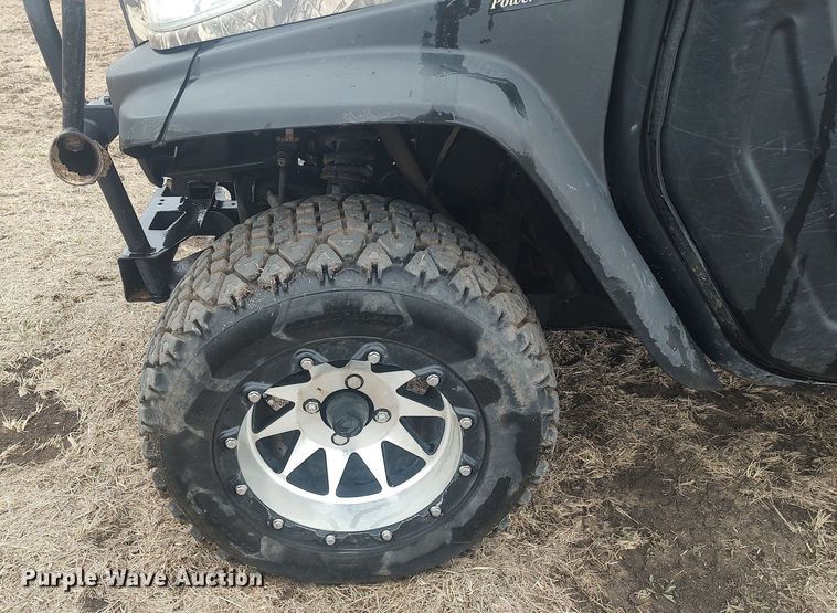 image for item DQ5742 2018 Kubota RTV-X1100C  utility vehicle