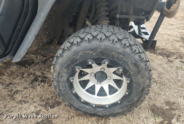 image for item DQ5742 2018 Kubota RTV-X1100C  utility vehicle