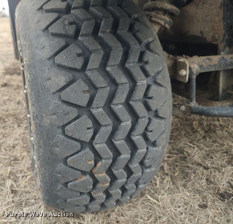 image for item DQ5742 2018 Kubota RTV-X1100C  utility vehicle