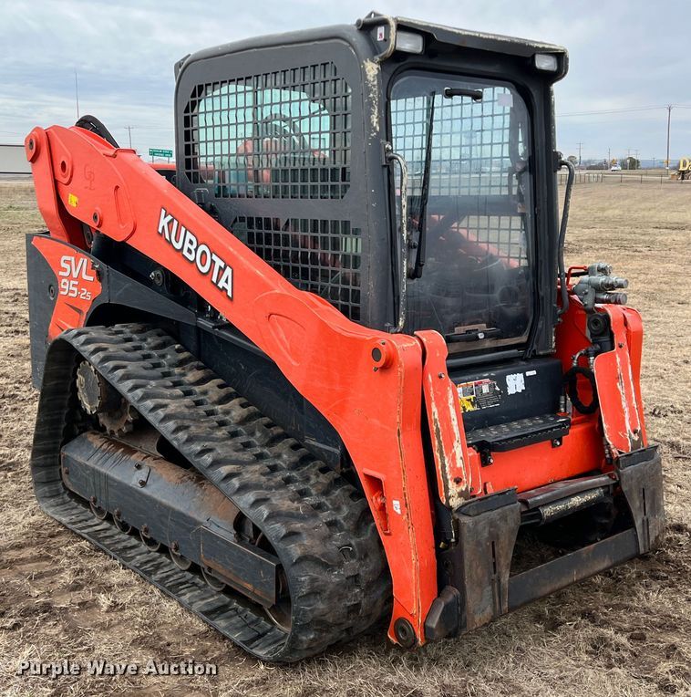 image for item DQ5745 2021 Kubota SVL 95-2S  tracked skid steer loader