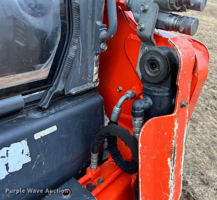 image for item DQ5745 2021 Kubota SVL 95-2S  tracked skid steer loader