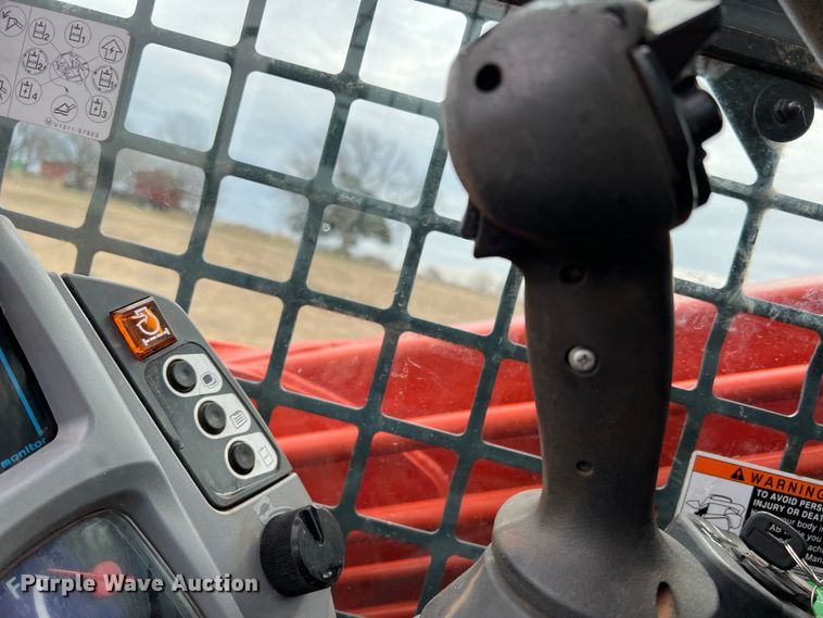 image for item DQ5745 2021 Kubota SVL 95-2S  tracked skid steer loader