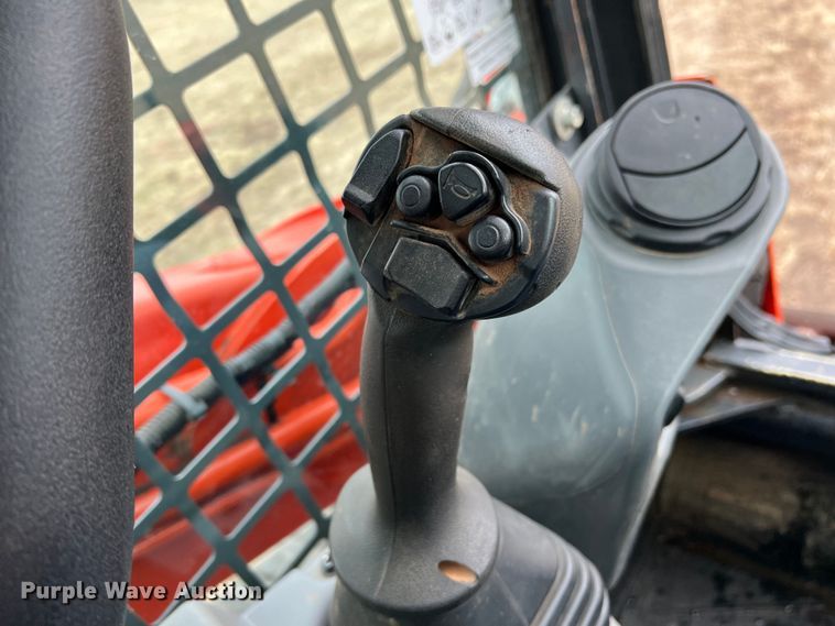 image for item DQ5745 2021 Kubota SVL 95-2S  tracked skid steer loader