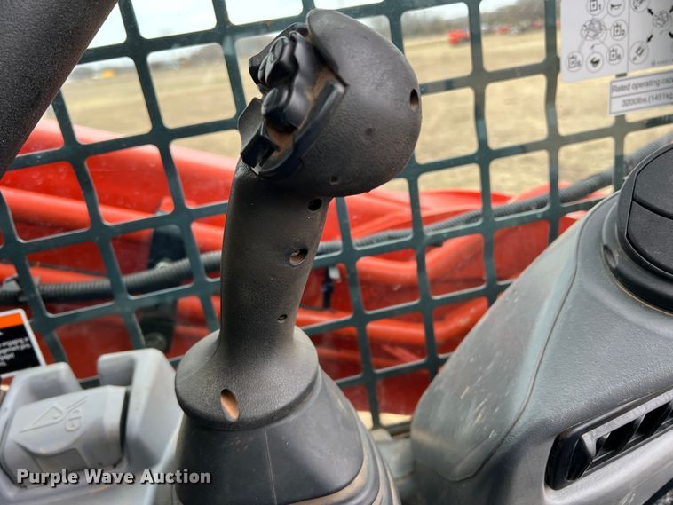 image for item DQ5745 2021 Kubota SVL 95-2S  tracked skid steer loader