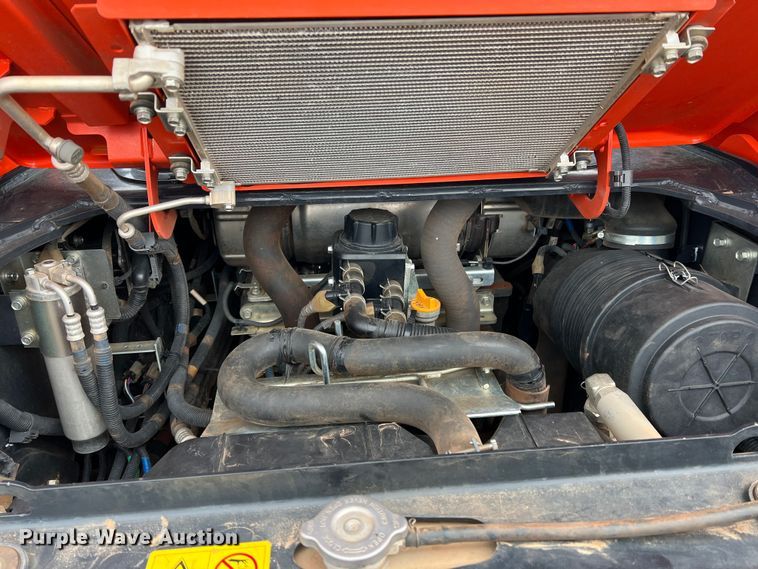 image for item DQ5745 2021 Kubota SVL 95-2S  tracked skid steer loader