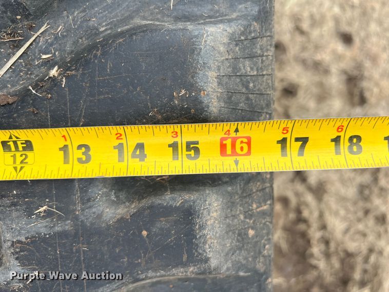 image for item DQ5745 2021 Kubota SVL 95-2S  tracked skid steer loader