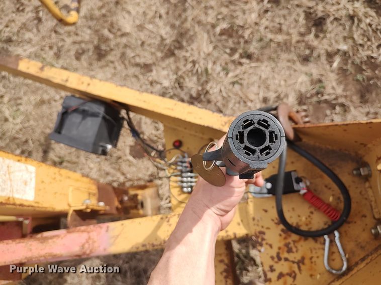 image for item DQ5746 2013 Belshe  equipment trailer