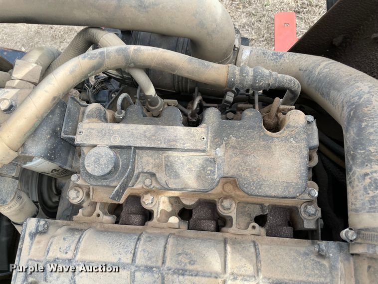 image for item DQ5753 2003 Ditch Witch RT40  trencher