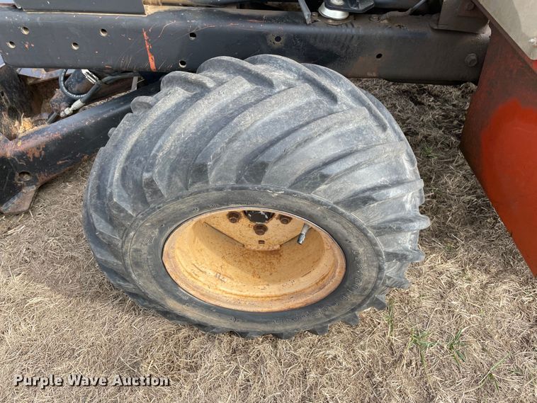 image for item DQ5753 2003 Ditch Witch RT40  trencher