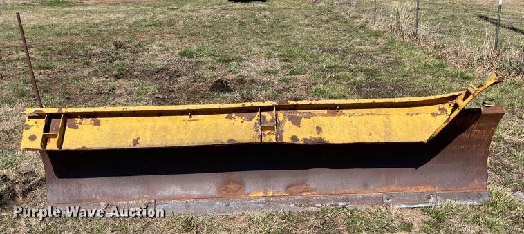 image for item DQ5756 Snow plow attachment