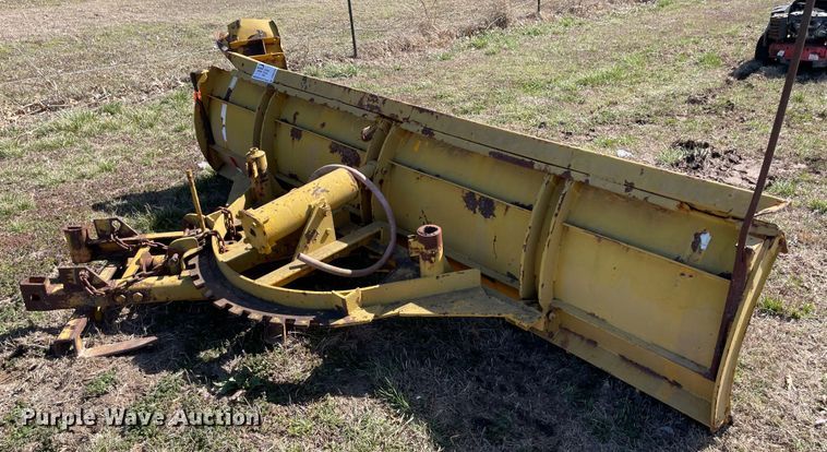 image for item DQ5756 Snow plow attachment