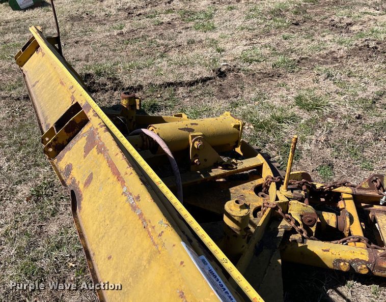 image for item DQ5756 Snow plow attachment