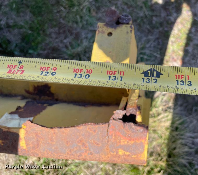 image for item DQ5756 Snow plow attachment