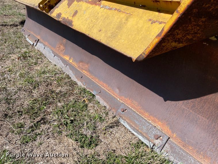 image for item DQ5756 Snow plow attachment