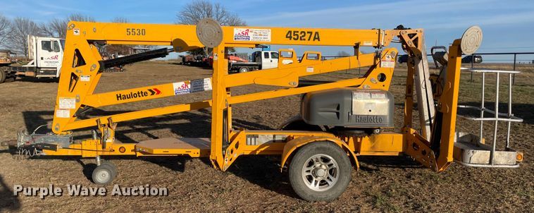 image for item DQ5757 2017 Haulotte 4527A  boom lift