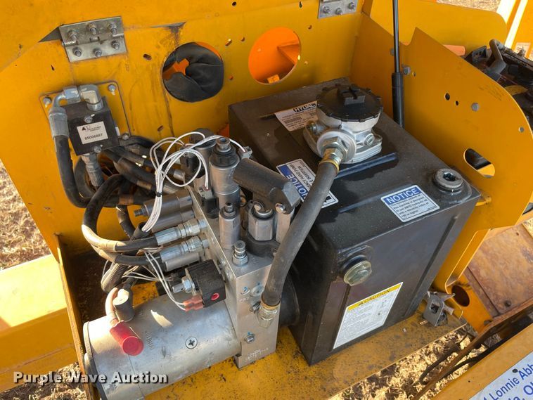 image for item DQ5757 2017 Haulotte 4527A  boom lift