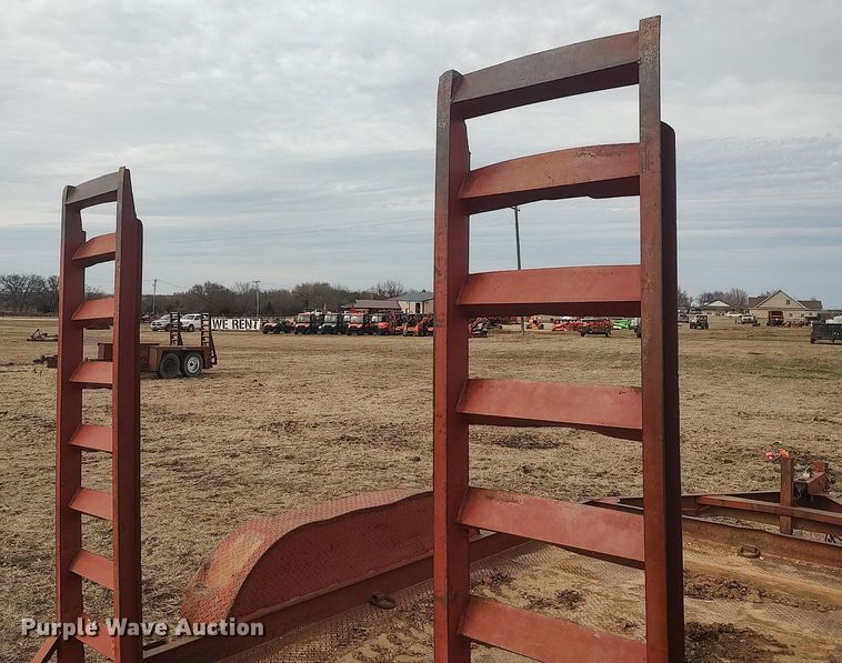 image for item DQ5758 Utility trailer