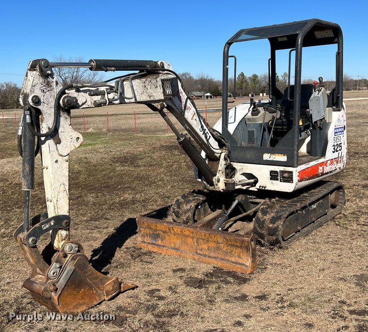 image for item DQ5759 2008 Bobcat 325G  mini excavator