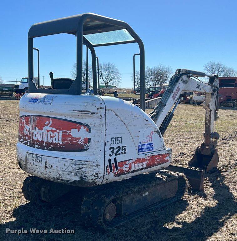 image for item DQ5759 2008 Bobcat 325G  mini excavator