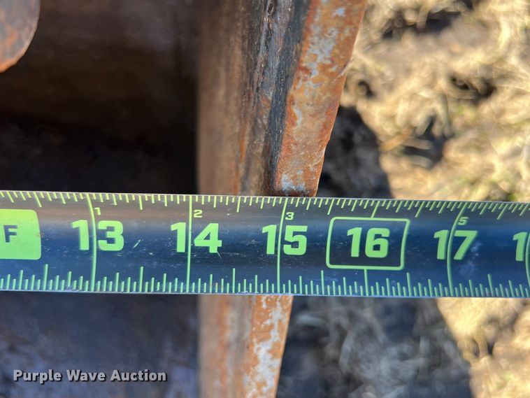 image for item DQ5759 2008 Bobcat 325G  mini excavator