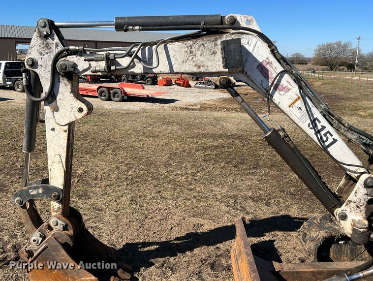 image for item DQ5759 2008 Bobcat 325G  mini excavator