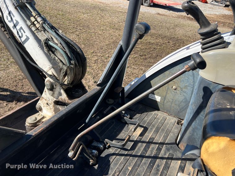 image for item DQ5759 2008 Bobcat 325G  mini excavator