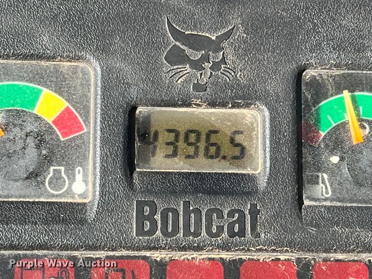 image for item DQ5759 2008 Bobcat 325G  mini excavator