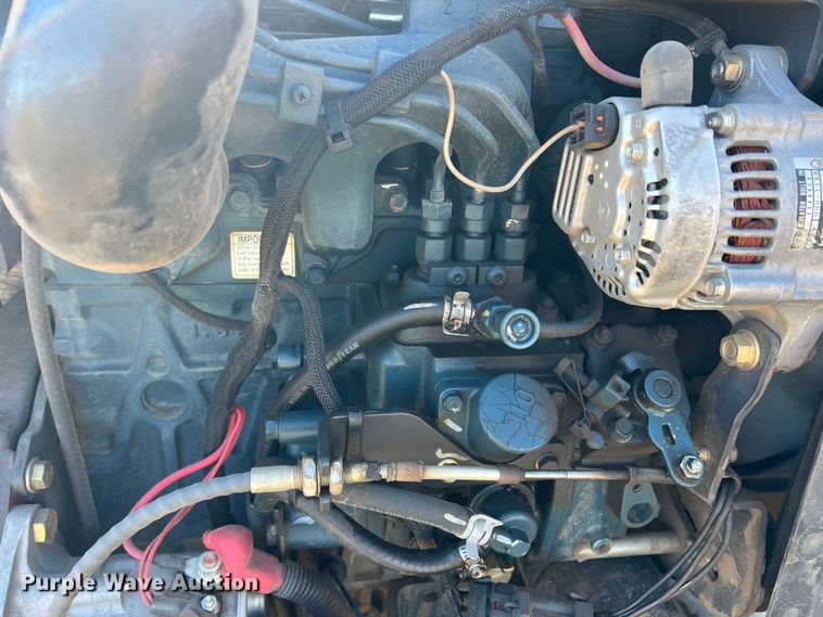 image for item DQ5759 2008 Bobcat 325G  mini excavator