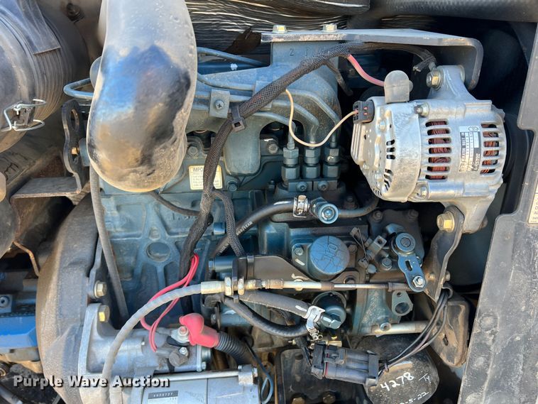 image for item DQ5759 2008 Bobcat 325G  mini excavator