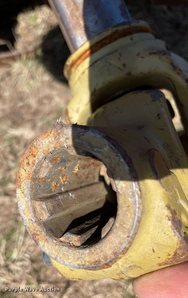 image for item DQ5763 Mahindra  tiller