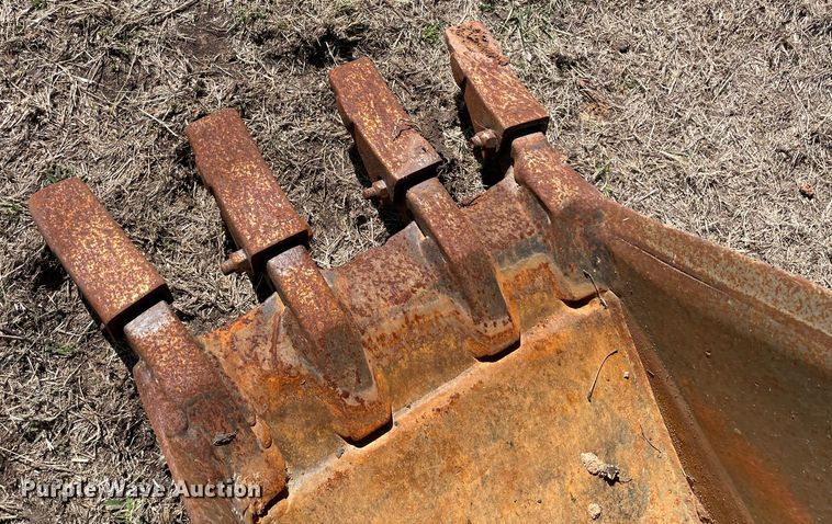 image for item DQ5764 Backhoe bucket