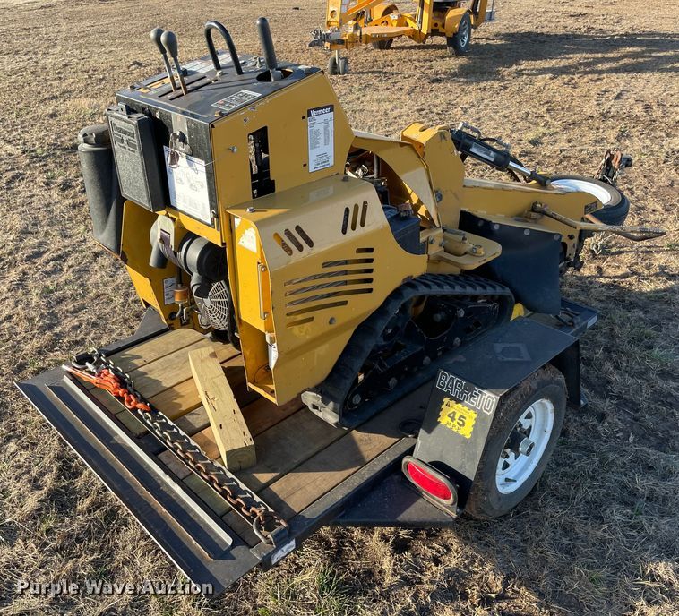 image for item DQ5769 2015 Vermeer SC30TX  stump grinder