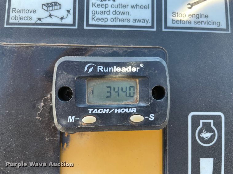 image for item DQ5769 2015 Vermeer SC30TX  stump grinder